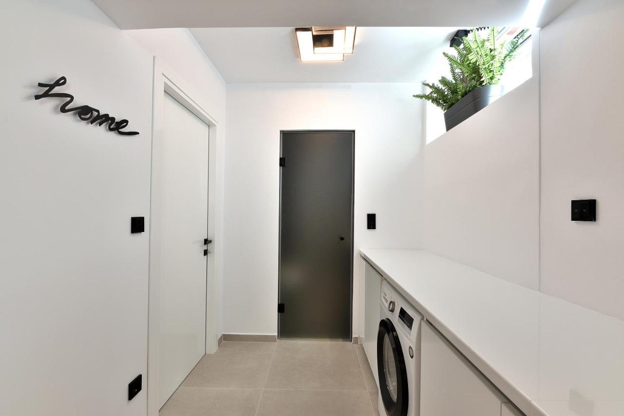 Phaedrus Living City Center Luxury Flat Skoufa Атина Екстериор снимка